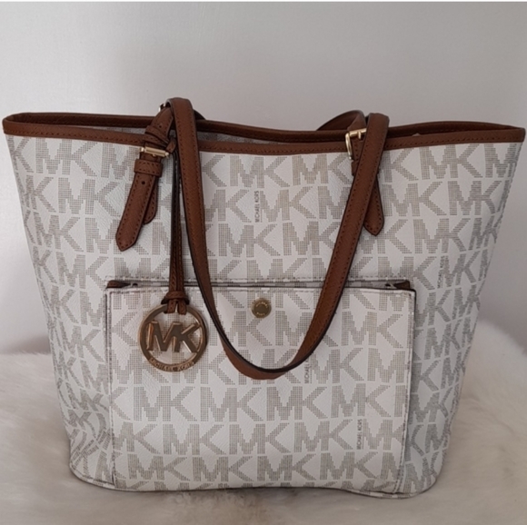 Michael Kors Handbags - Michael Kors Logo Signature Tote